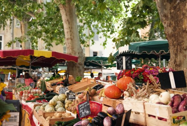 Aix-en-Provence guide fruit stand on the street during daytime