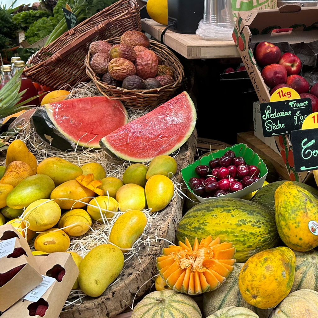 Saint-Quentin Market Paris