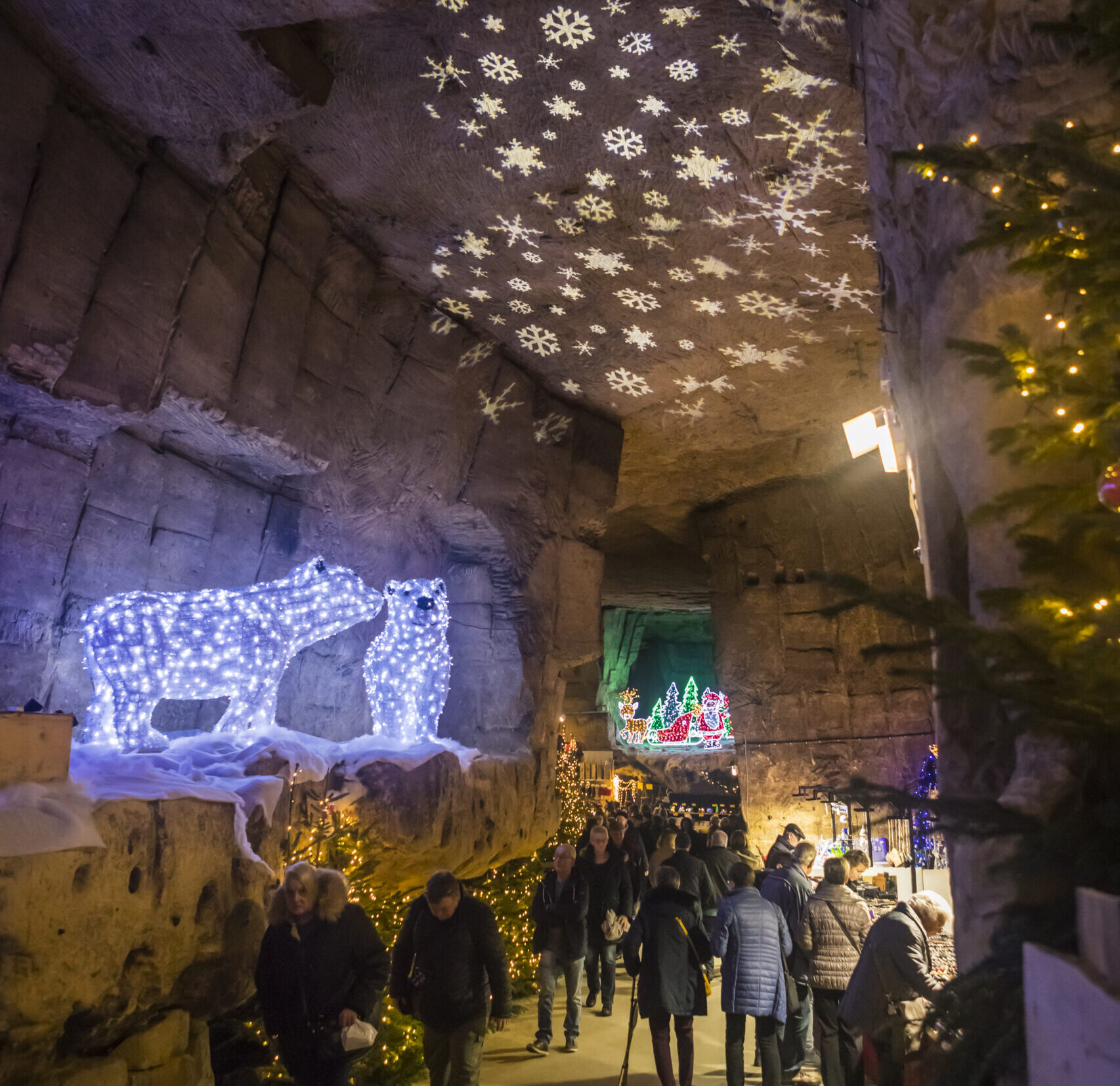 Valkenburg Christmas market cave