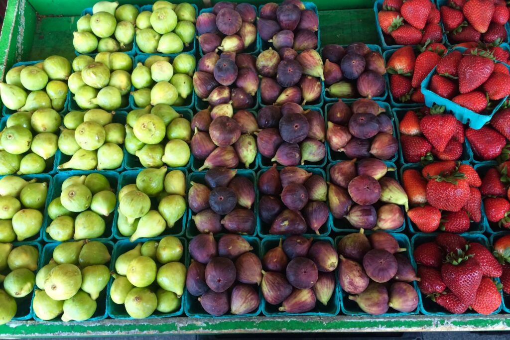 Marché Daumesnil Marché Mouton-Duvernet market Paris