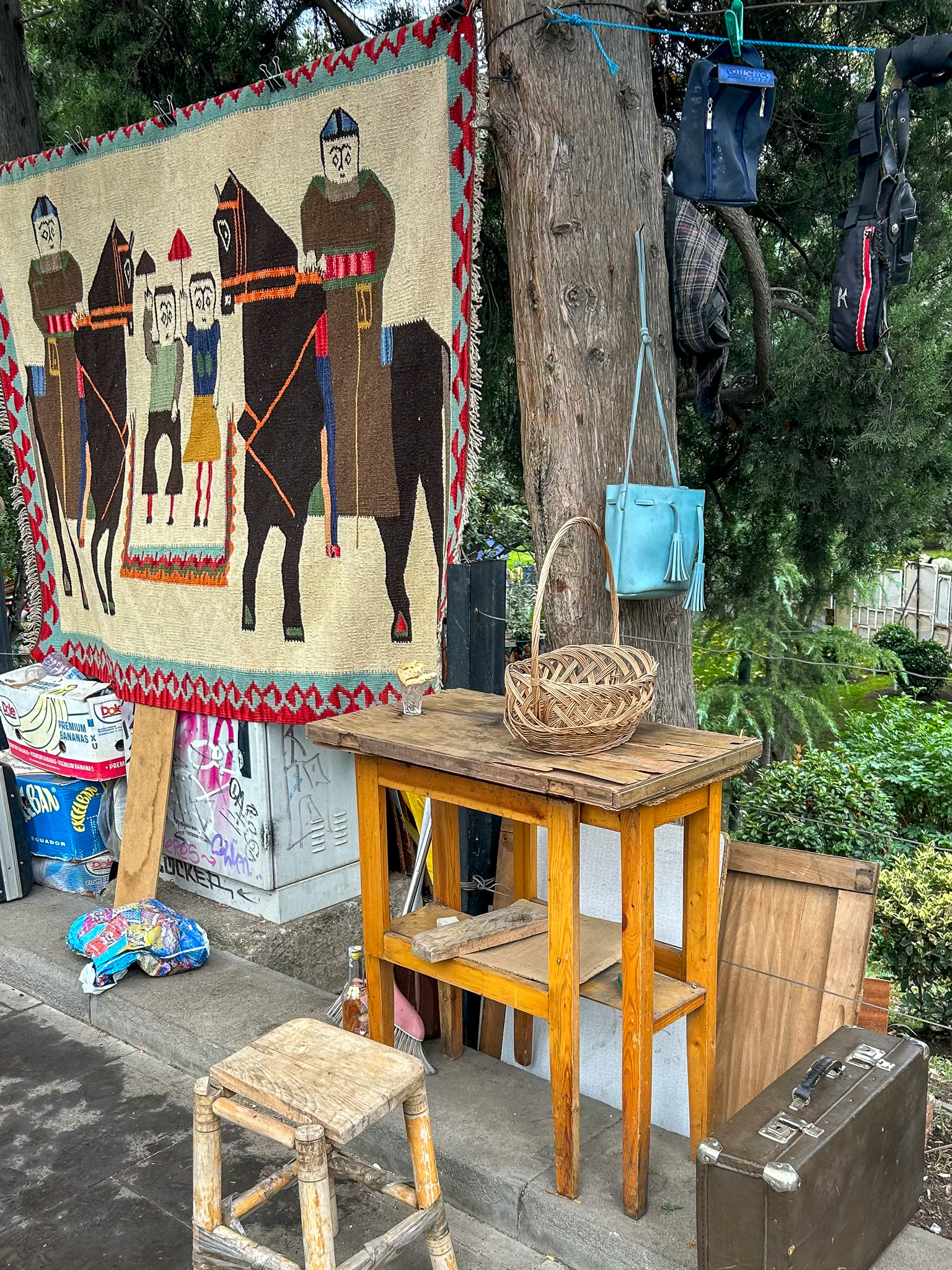 Dry Bridge Market, Tbilisi