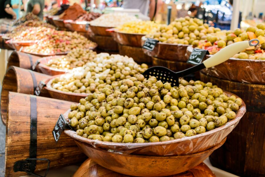 L'Isle-sur-la-Sorgue Provençal Market