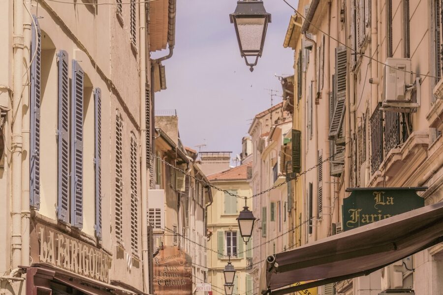 Marché à la Brocante Saleya